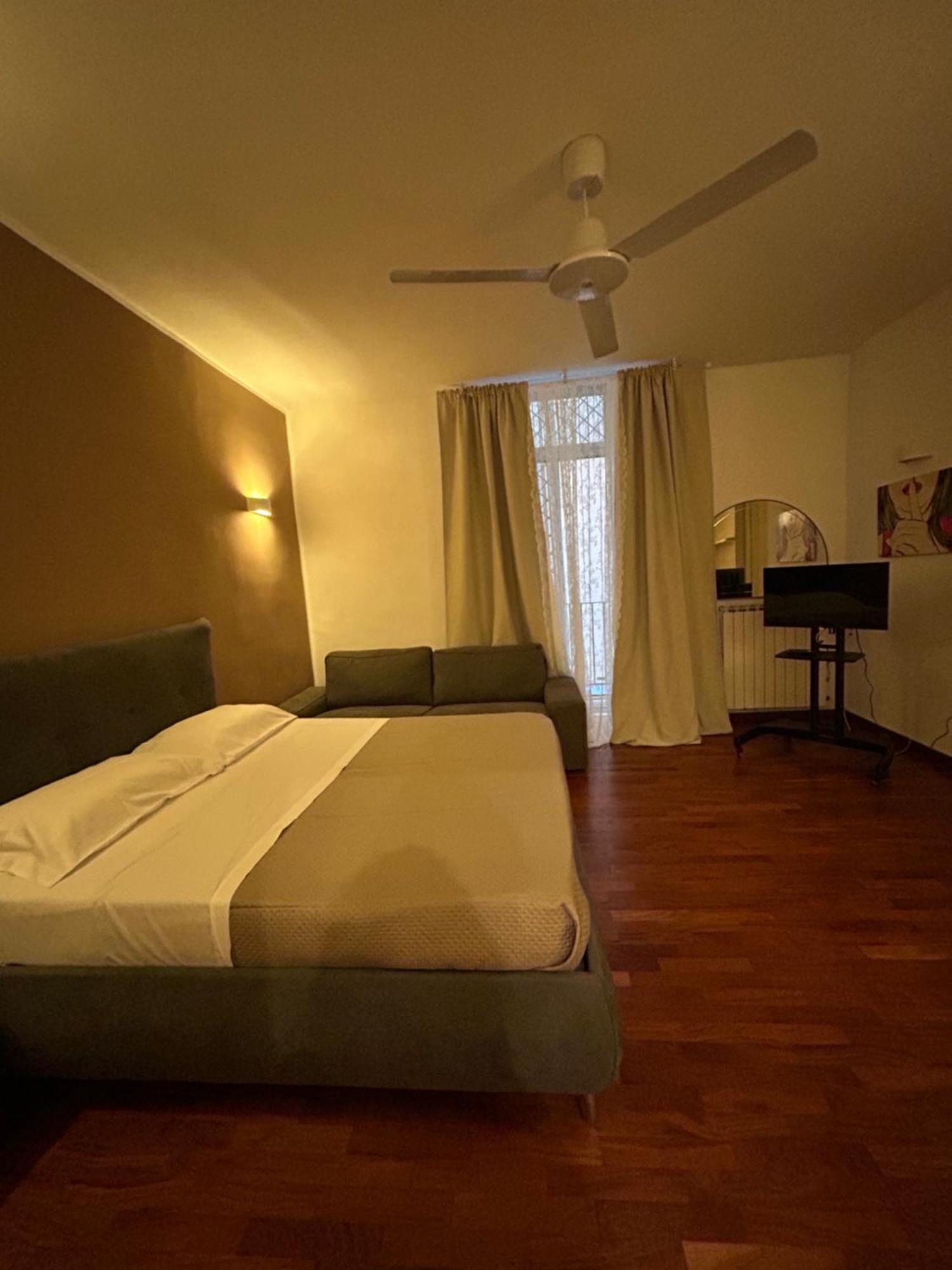 Apartment Anni Chiaia *